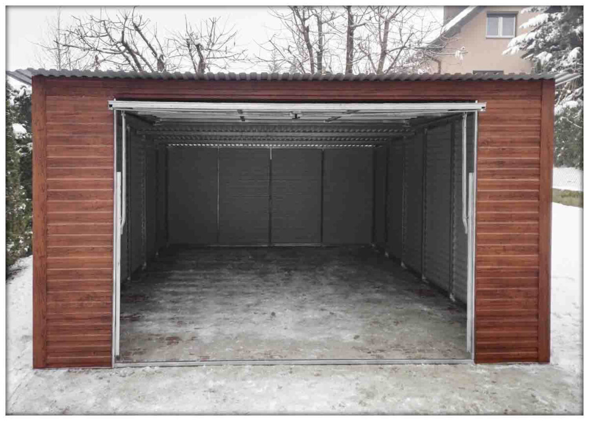 Plechová garáž 4x6 m - zadní spád - matný ořech