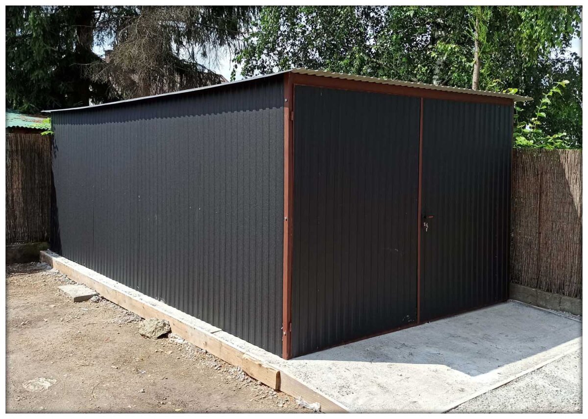 AKČNÍ plechová garáž 3 x 5m - černá barva