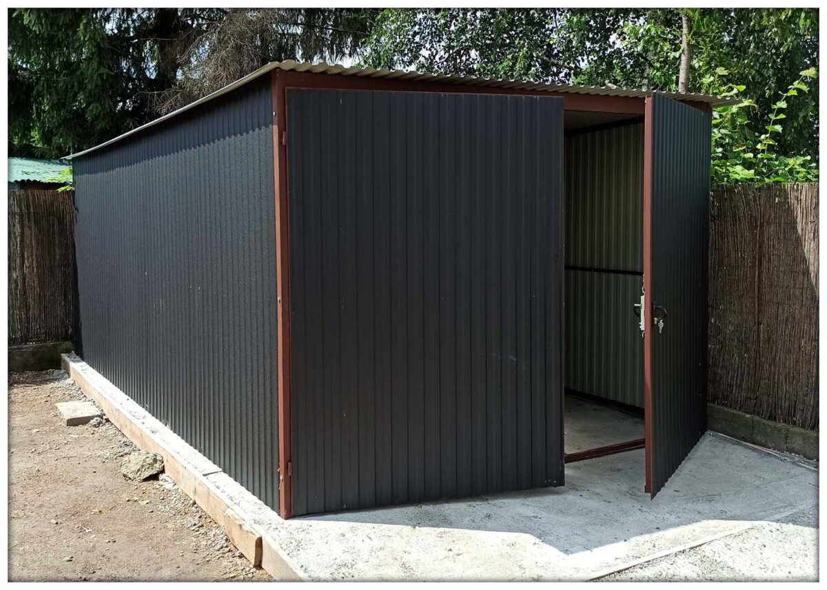 AKČNÍ plechová garáž 3 x 5m - černá barva